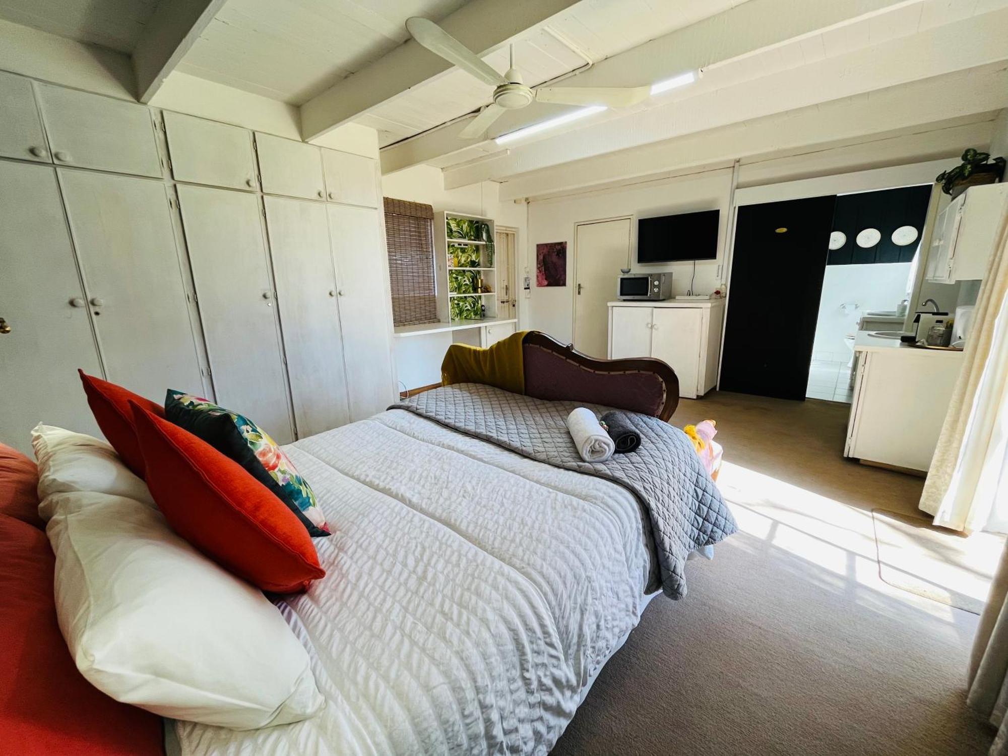 The Gallery Lounge Potchefstroom Extérieur photo